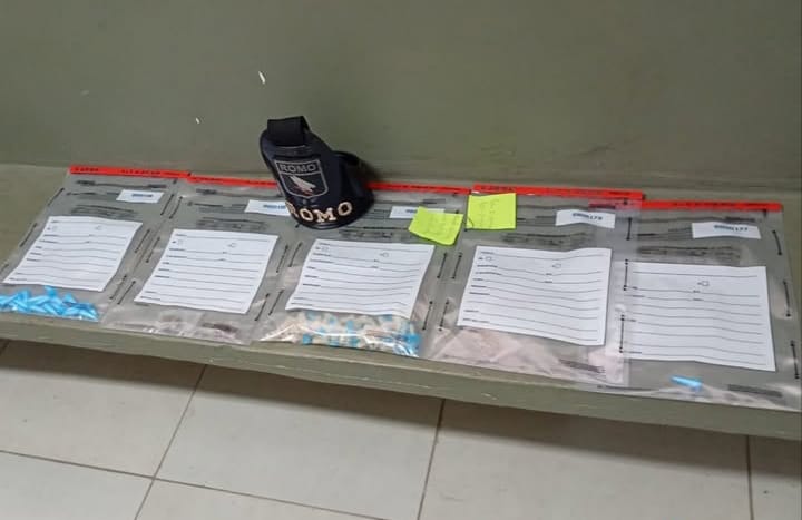 Homem é preso e dezenas de porções de drogas são apreendidas em ação policial